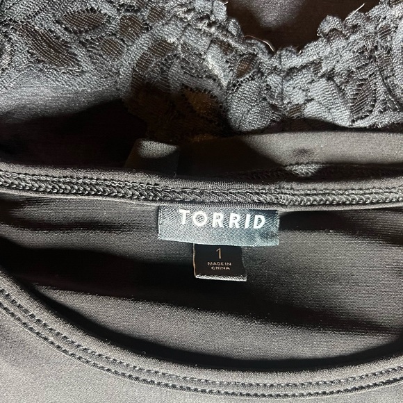 💜💜 Bundle of 3 Elegant Black Women's Camisole Tops - Picture 3 of 3